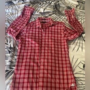 Banana Republic Slim Fit, Non Iron, Red Plaid Button Down Shits